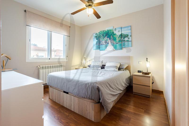 Foto ba67e6d6-212a-4e0a-8bda-55bf6c7d73c8. Casa bifamiliare con riscaldamento parcheggio piscina in Uceda