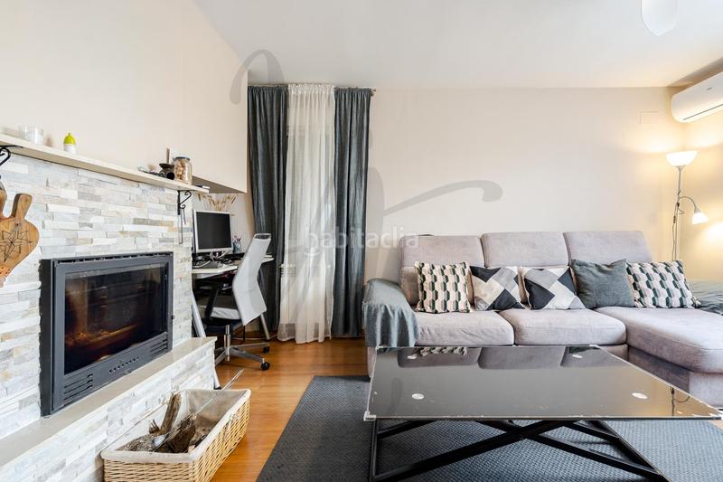 Foto 6908dab3-1e8f-4d34-bc42-6d479eaf39cb. Maison jumelée avec chauffage parking piscine dans Uceda