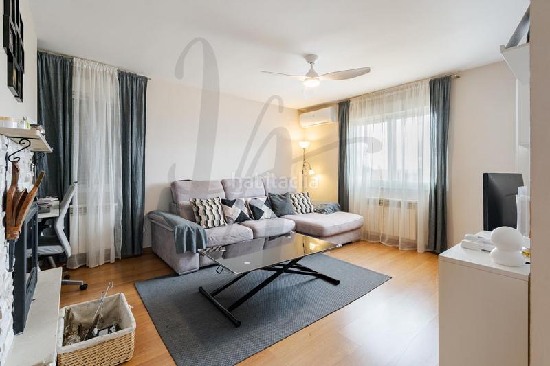 Foto 6a2d946c-1b8b-40e9-a0fa-d7cf3d1712cd. Maison jumelée avec chauffage parking piscine dans Uceda