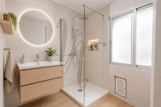 Appartement  Calle de la isla de córcega. Piso 2 dormitoriosbaño terrazaascensor