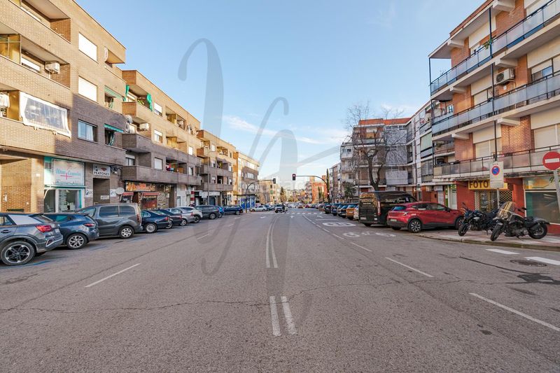 Foto b8c4bf25-42f2-458f-85f2-a7b6a5f1ec68. Pis amb calefacció a Centro Alcobendas