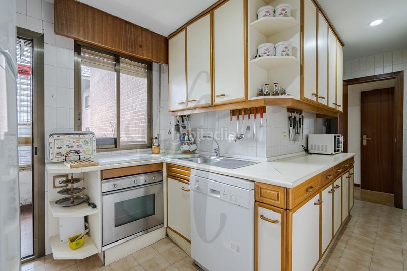 Foto b3590512-5288-4cee-8c0b-a7726cf00c97. Flat with heating parking in Ciudad Universitaria Madrid