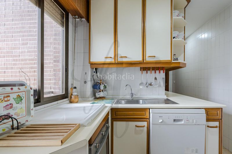 Foto c8372b30-ad37-4130-8f0b-1d931f2da499. Flat with heating parking in Ciudad Universitaria Madrid