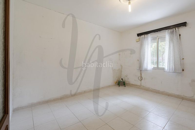 Foto c13b7fd0-e18a-4b4e-85b0-567d4e136c1a. Planta baixa amb calefacció aparcament a Tres Olivos-Valverde Madrid