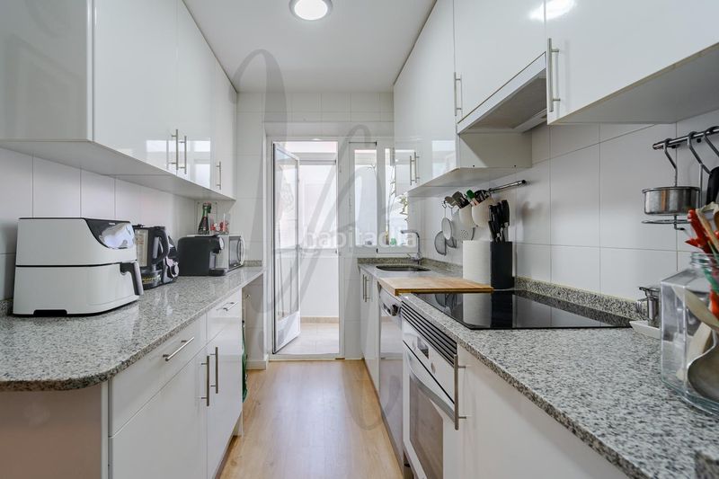 Foto 094168b4-8265-4b2c-8763-d1198fe8d737. Flat with heating parking in Canillas Madrid