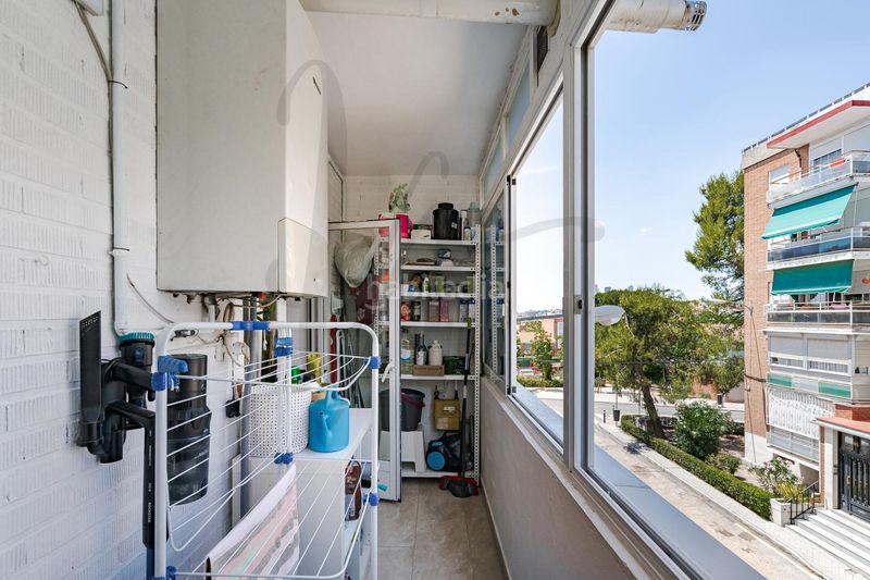 Foto 0b9cf590-0b5f-4bbe-9fec-a898fd4324b4. Flat with heating parking in Canillas Madrid