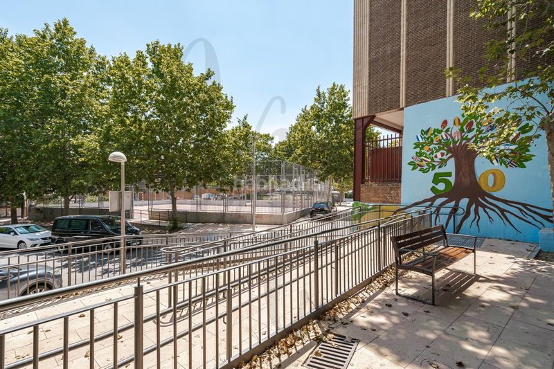 Foto 14133e74-9e9c-4d07-b7b5-8e09e8fea449. Flat with heating parking in Canillas Madrid