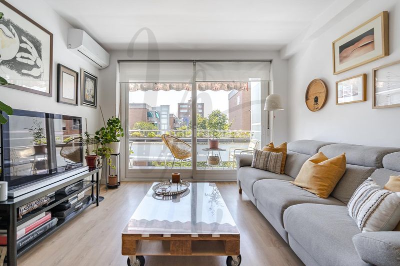 Foto b1bcbee2-197a-4d4d-b4e6-2df6b3a5afae. Flat with heating parking in Canillas Madrid