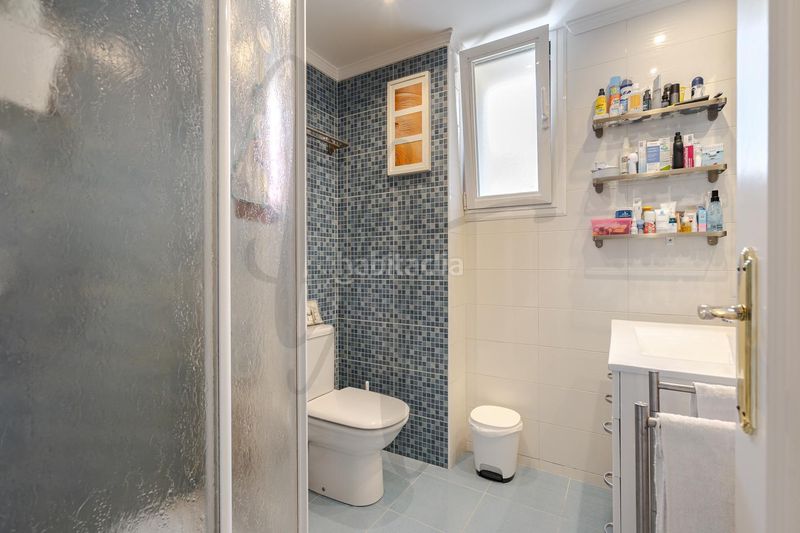 Foto ba9de6e6-05c6-4a13-a540-8f6e639093f9. Flat with heating parking in Canillas Madrid