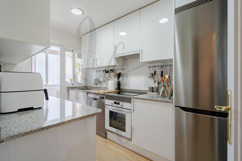 Foto ca05415a-3a0d-421b-9082-9c4ef1934064. Flat with heating parking in Canillas Madrid