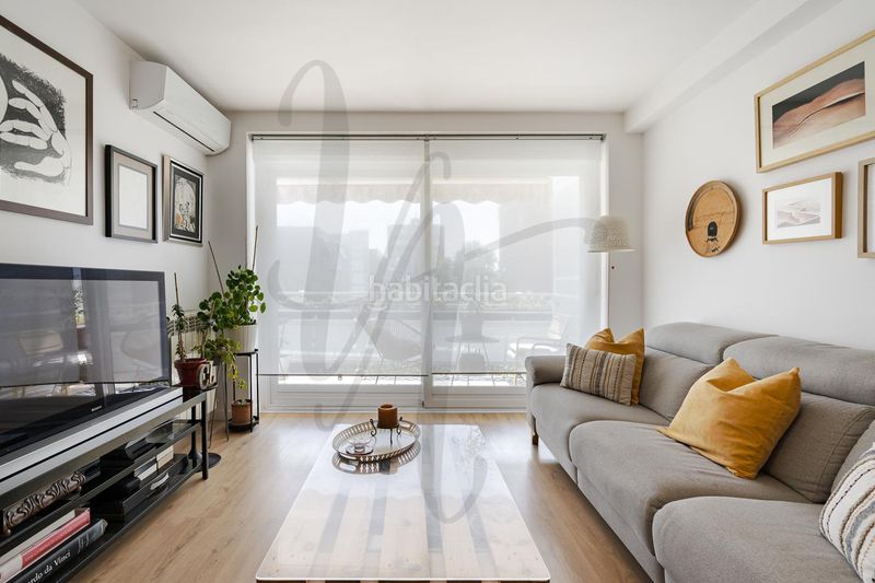 Foto d2bee39b-4729-4915-9ba6-c91826fccd9d. Flat with heating parking in Canillas Madrid