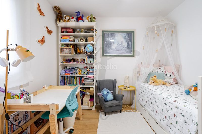Foto ecad7030-f536-40db-bd42-e56e9b9bd1ae. Flat with heating parking in Canillas Madrid