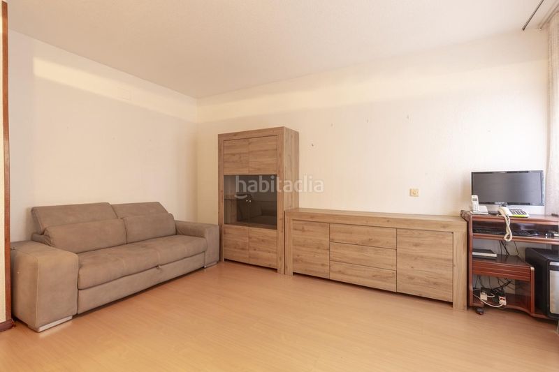 Foto bbbcd5ea-01c1-4e40-a491-fd8f2dae21bc. Planta baixa amb calefacció aparcament a Ensanche Alcobendas
