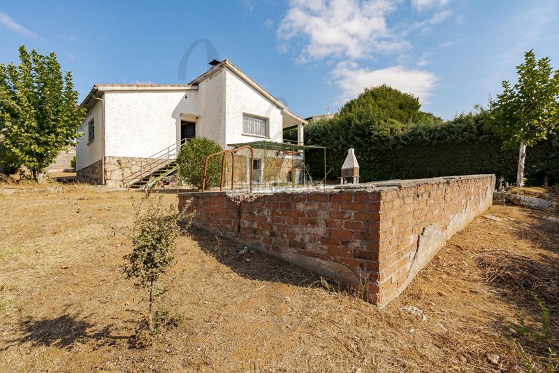 Foto 98650570-4303-4775-a13b-23f35b76d8d8. Casa amb calefacció a Casar (El)