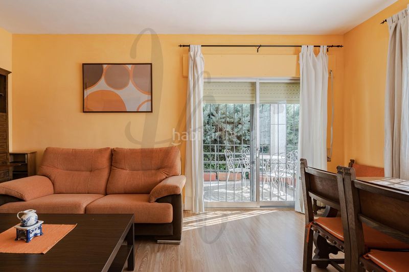 Foto e383c582-de49-4848-8a43-8535603f6479. Casa amb calefacció a Casar (El)