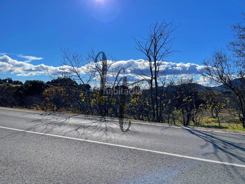 Foto c8bdfcc8-3820-4b77-9bfd-d349b2c2f1d8. Fondo rustico in paraje castellana in Cadalso de los Vidrios