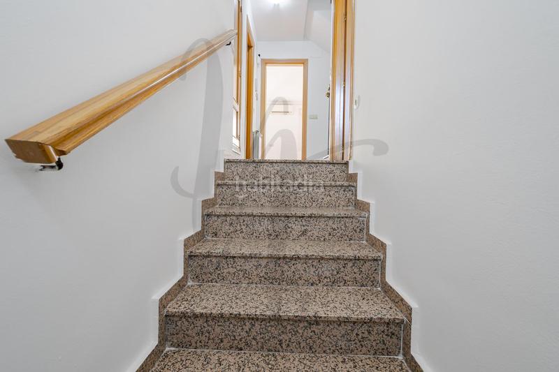 Foto 1675c103-4d82-4222-ba8e-c2f848a2d1eb. Casa adossada amb calefacció aparcament a San Benito-Soledad-Hispanidad Ciempozuelos