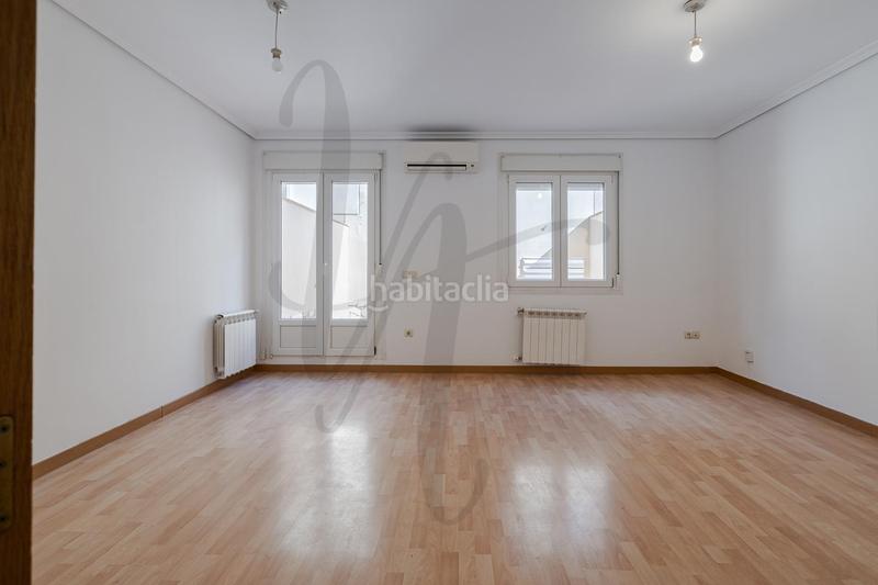 Foto 87c3ed52-0cf7-4ee7-a59a-3e56c0d3eb24. Casa adossada amb calefacció aparcament a San Benito-Soledad-Hispanidad Ciempozuelos