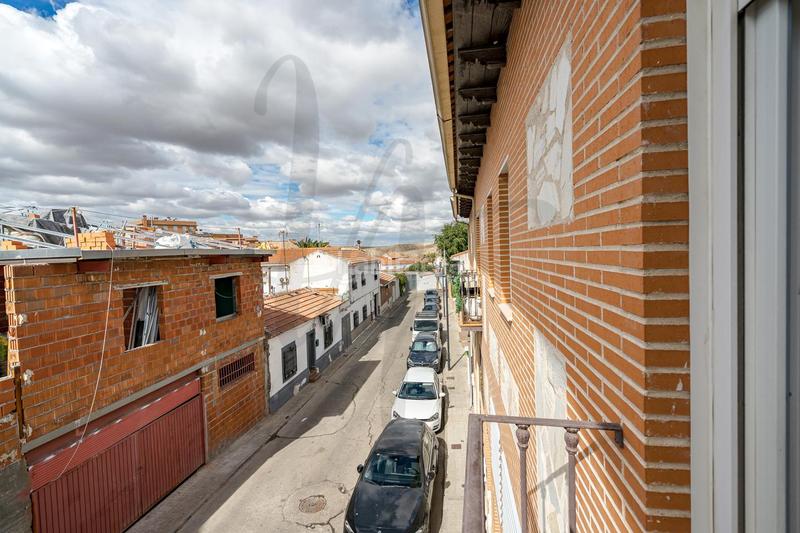 Foto c5c55192-6089-4327-9ea6-1a82974c4ddf. Casa adossada amb calefacció aparcament a San Benito-Soledad-Hispanidad Ciempozuelos