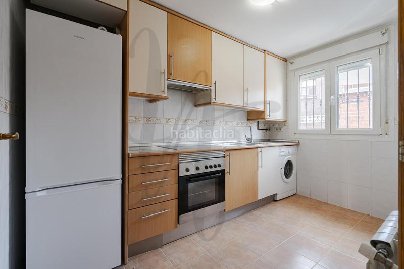 Foto f427e9f2-d633-4cc8-9a12-5c57a255ef4d. Casa adossada amb calefacció aparcament a San Benito-Soledad-Hispanidad Ciempozuelos