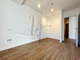 Planta baixa en Centro. Piso a estrenar 2 dormitorio baotrastero