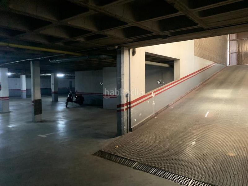 Foto 65d4d121-6591-4831-ad6a-01364dab667e. Aparcament cotxe a Covaresa Valladolid