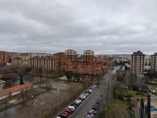 Appartement  Rastrojo. Piso en venta en huerta del rey, 3 dormitorios.