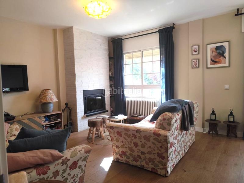 Foto 543dea01-9373-41ec-a792-cb9090fa05d7. Casa a schiera con riscaldamento parcheggio piscina in Valladolid