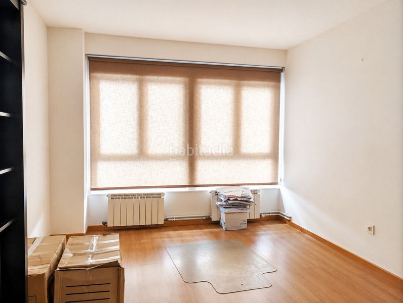 Foto a5cd52e9-5809-4b9c-b2b3-c7067ec938b4. Oficina  en venta , 4 dormitorios. en Caño Argales Valladolid