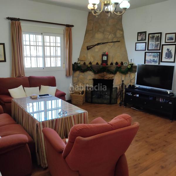 Foto cbc56529-b882-4230-bab4-5139fc1743bc. Xalet amb xemeneia aparcament piscina a Pedanías Norte Utrera