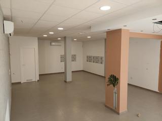 Location Local commercial à Torre Cruz - Los Molinos. Alquilo local comercial, buena zona, 55 m² construidos