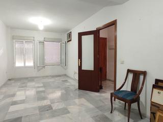 Maison jumelée à Salesianos. Estupenda casa en pleno centro de utrera