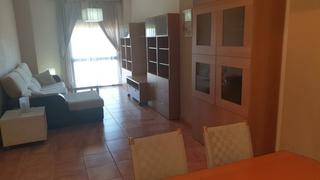 Pis a Salesianos. Vendo piso con ascensor, garaje y trastero