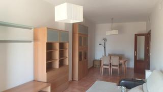 Appartement à Salesianos. Vendo piso con ascensor, garaje y trastero