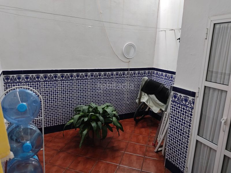Foto d0295652-a135-4601-a56b-15a0770df48c. Casa adossada amb xemeneia aparcament a Consolación Utrera