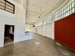 Local Comercial a Aduana kalea 21. Amplio local en el centro de irun