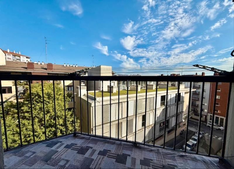 Foto 1adde5b2-513e-487a-a49e-25c7c86a4885. Flat with heating in Pinar - Anaka - Belaskoenea Irun