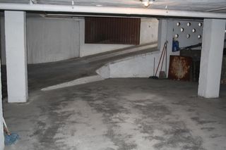 Aparcament cotxe en Rojales. Dos plazas de garaje en rojales