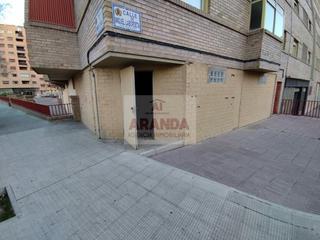 Local Comercial en Calle de miguel labordeta 50