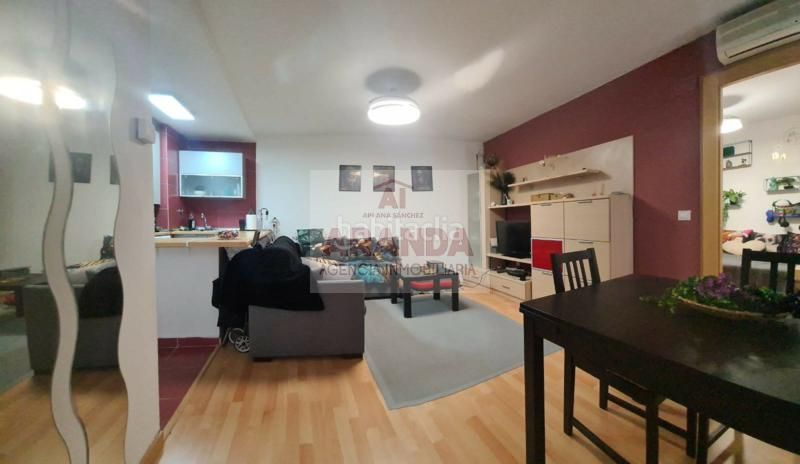 Foto cf3a778b-ed56-4400-b9bb-69366d144ecc. Apartamento  en edificio singular (antiguo palacete) en Zaragoza