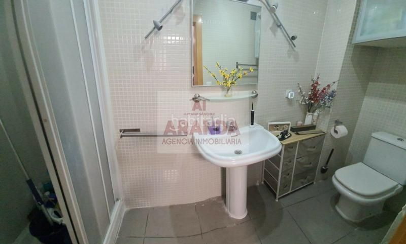 Foto d72ed117-8962-4ec1-adb4-d7dfa2cd930d. Apartamento  en edificio singular (antiguo palacete) en Zaragoza
