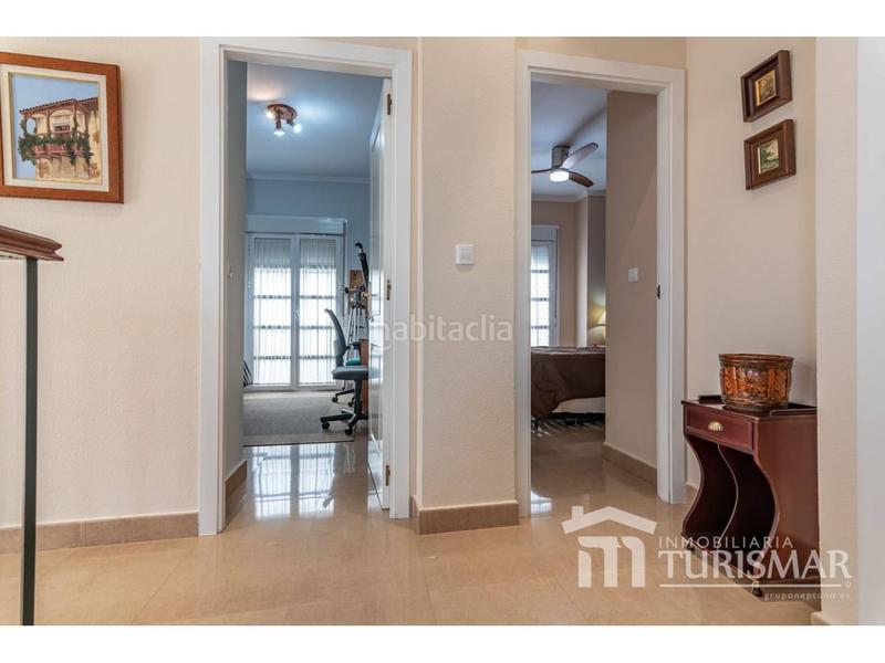 Foto d0ac59b1-5e4a-4a8b-b7c7-8895c434d81d. Casa aparellada a marte 1 a Ayamonte ciudad Ayamonte