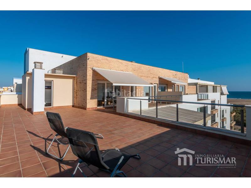 Foto be5a6dca-6a46-471a-80f9-815d44c99405. Ático en de la cruz 1 residencial espigón central en Ayamonte