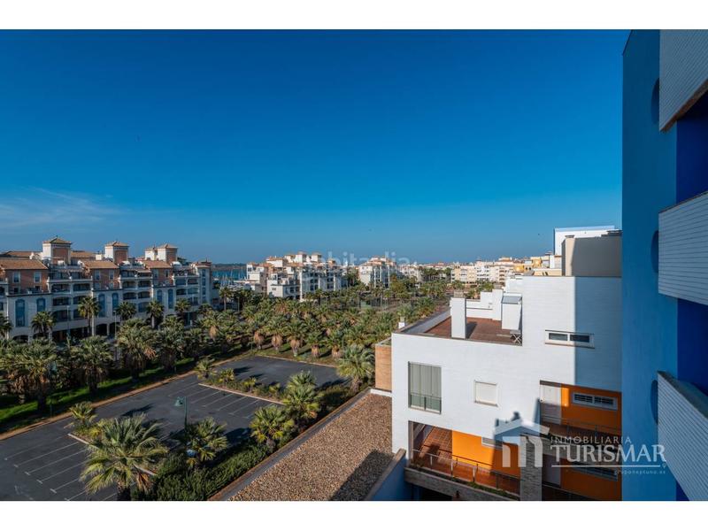 Foto e4ae2b89-6cb8-4bf6-8b15-9c6c012fe8c9. Ático en de la cruz 1 residencial espigón central en Ayamonte