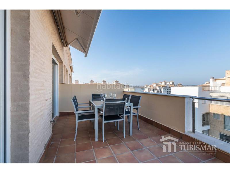 Foto 5f9b90ee-b3e4-4d2b-95d3-60d485df445f. Ático en de la cruz 1 residencial espigón central en Ayamonte
