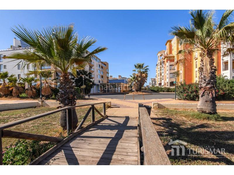 Foto d21eb8d5-6e5b-4432-8f2e-c8076d73ed70. Local comercial en de la cruz 1 residencial espigón en Ayamonte