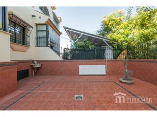 Semi detached house in Calle carlos cano 1. Ayamonte pueblo