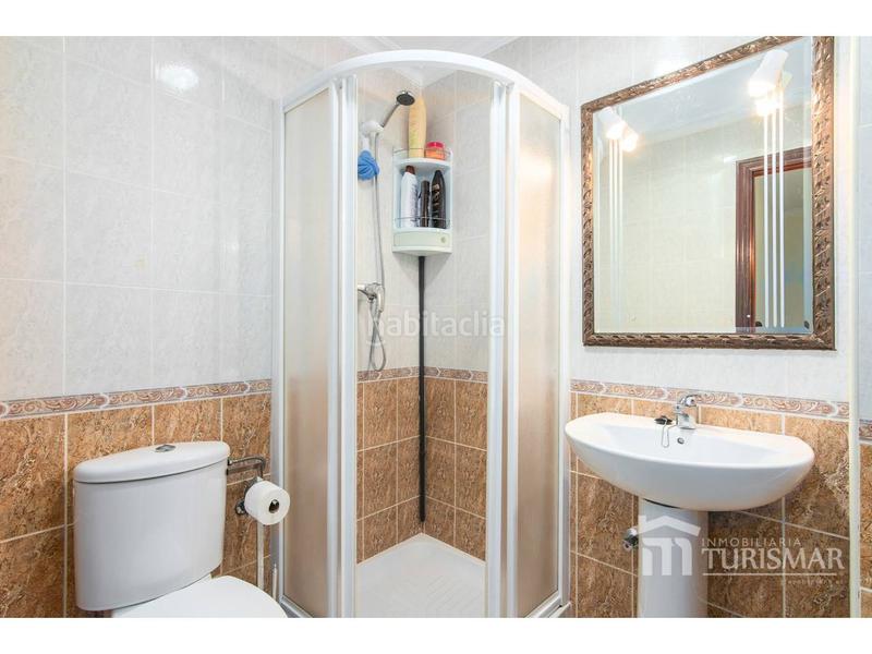 Foto e1030719-458c-43d0-ba8b-9096e4bf88d2. Casa adossada a carlos cano 1 a Ayamonte ciudad Ayamonte