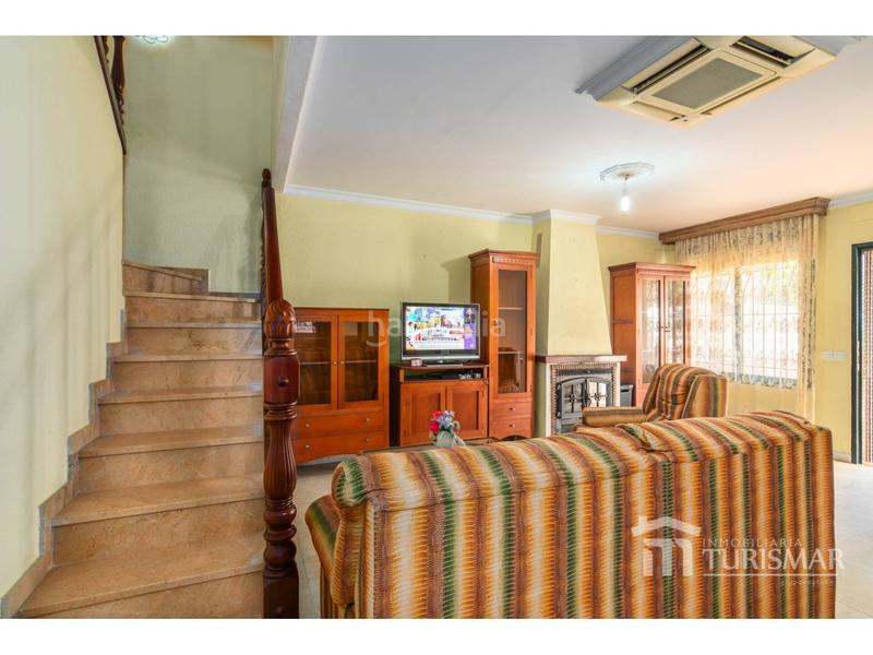 Foto edeeeeb4-4e08-4ff3-af7f-2b3a3a020a49. Casa adossada a carlos cano 1 a Ayamonte ciudad Ayamonte