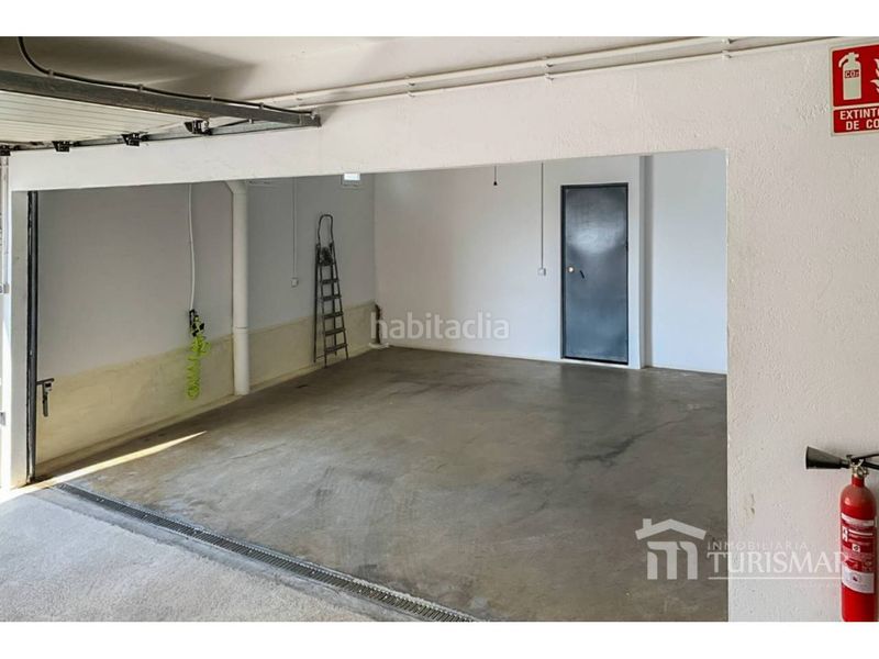 Foto eb95b5ad-793b-4940-a081-73092cea8e7c. Casa aparellada a calle murcia 1 a Ayamonte ciudad Ayamonte